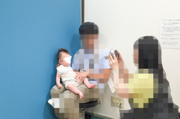 赤ちゃんのパスポート写真の撮り方