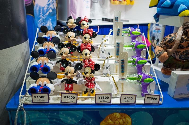 ディズニーオンアイス 19 キャラクターの登場時間と販売グッズをチェック こどもとゆる旅